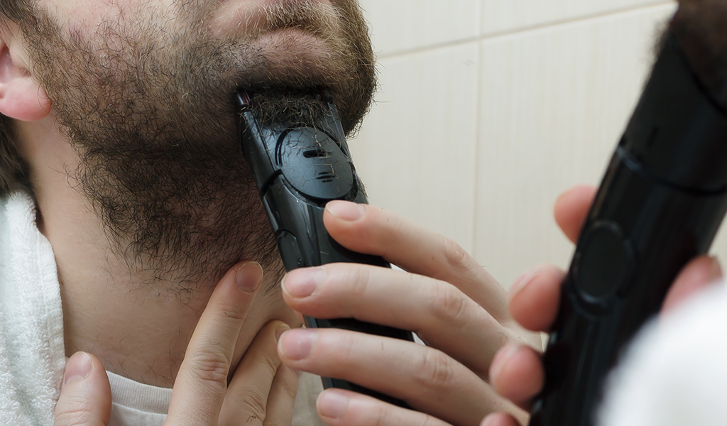 How to Shave With an Electric Razor