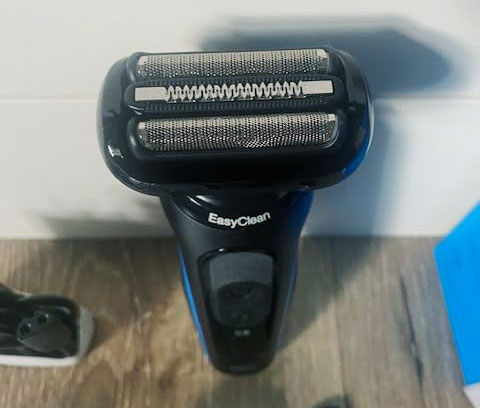 Braun Electric Shaver for Men, Series 5 5150cs