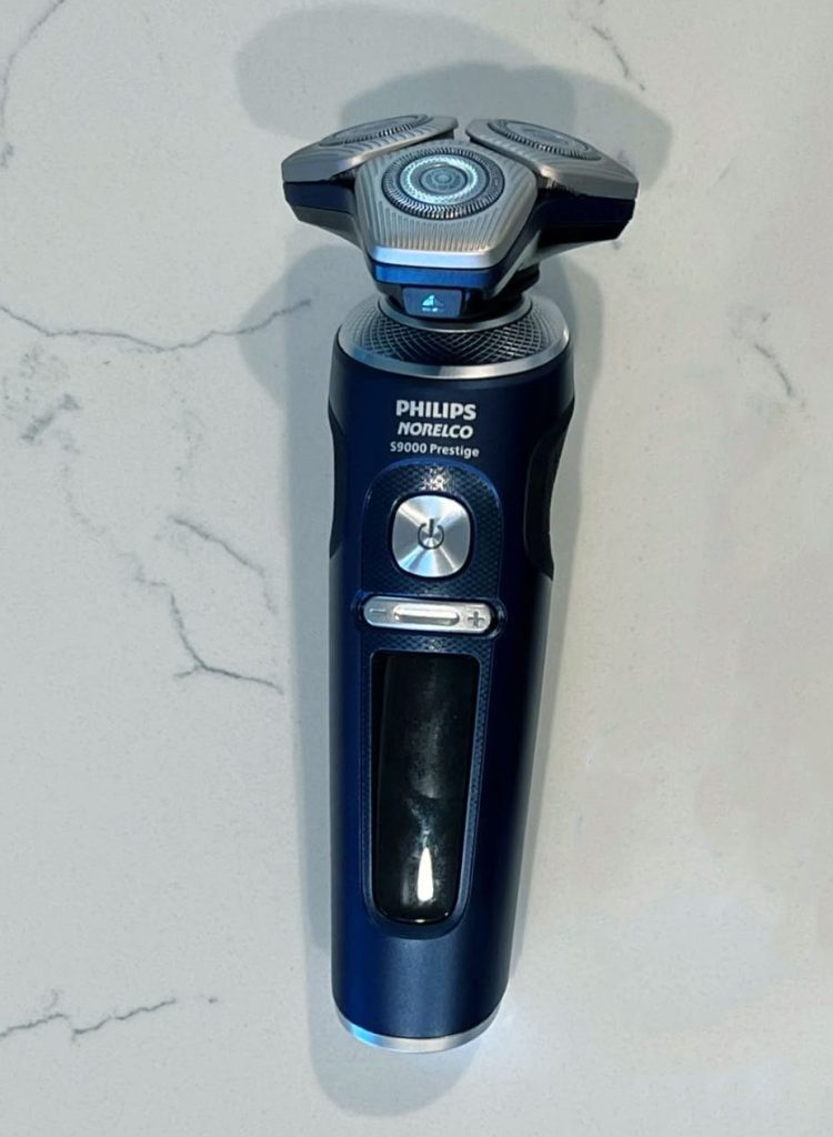 Philips Norelco S9000 Prestige Rechargeable Wet & Dry Shaver