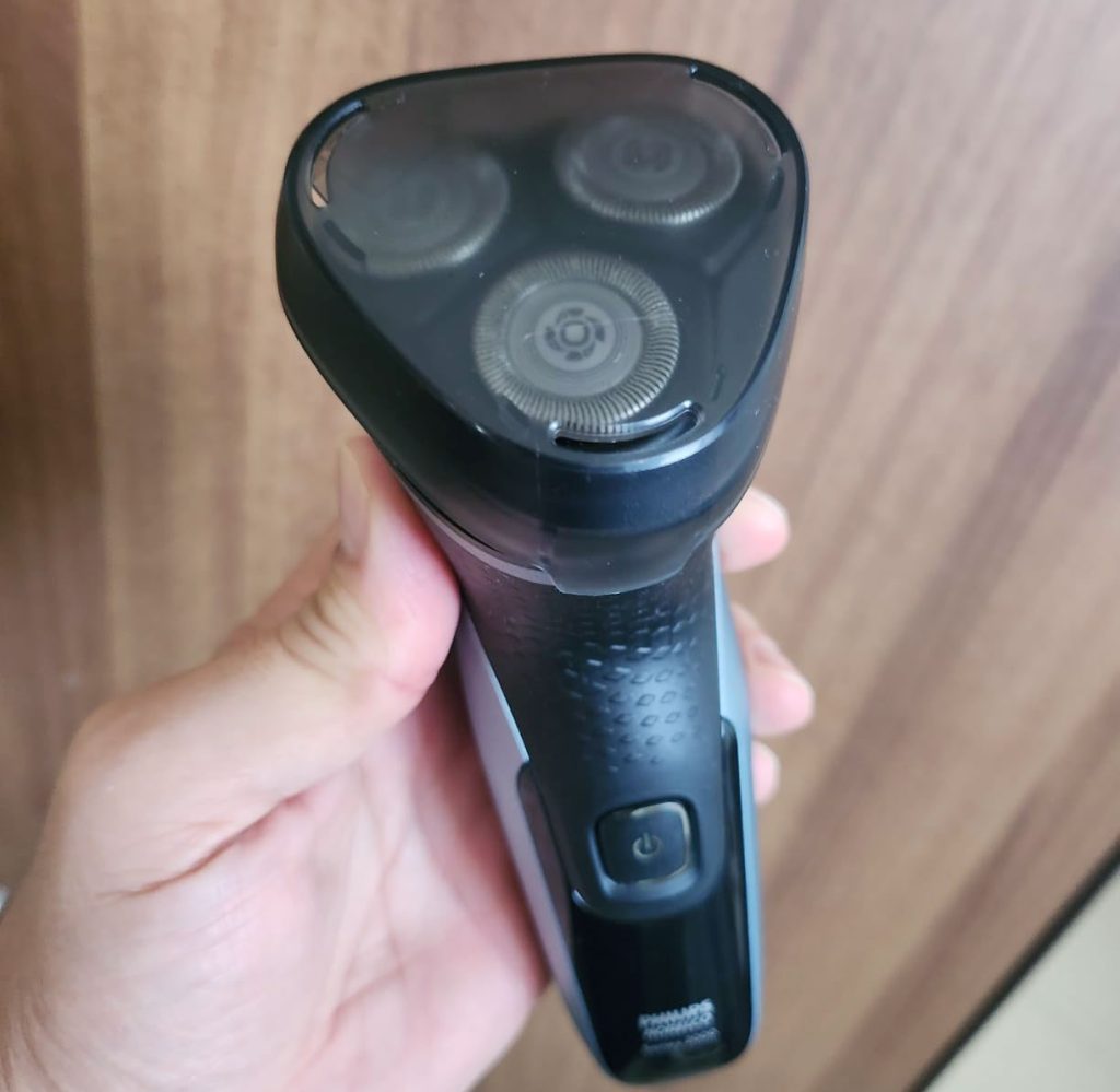 Philips Norelco Shaver 2500