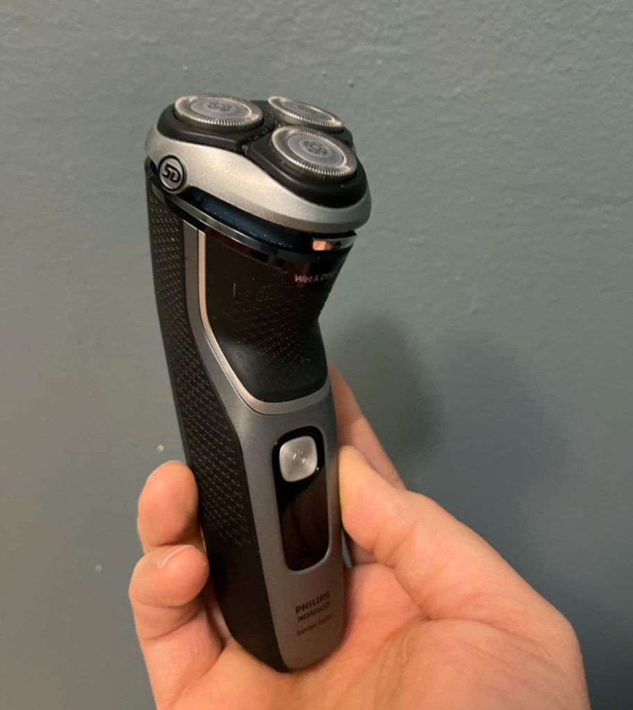 Philips Norelco Shaver 3900