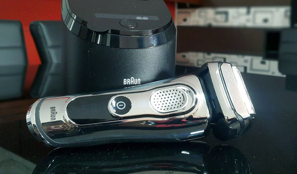 Braun Series 9-9095cc Wet and Dry Foil Shaver