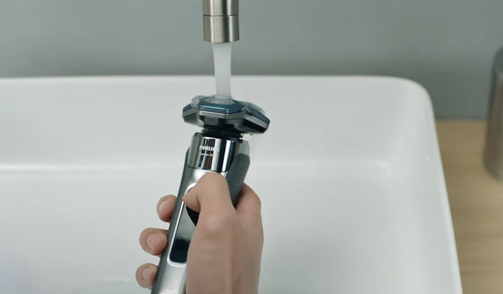 How To Clean An Electric Shaver The Right Way