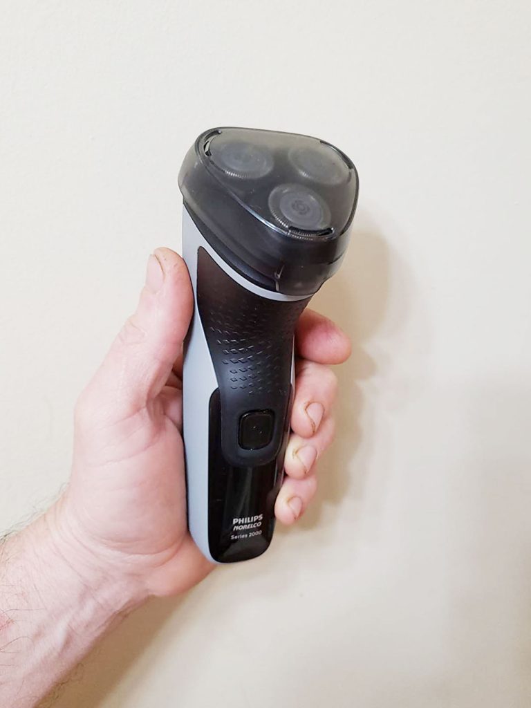 Philips Norelco Shaver 2400, Rechargeable Cordless Electric Shaver with Pop-Up Trimmer, X3001/90