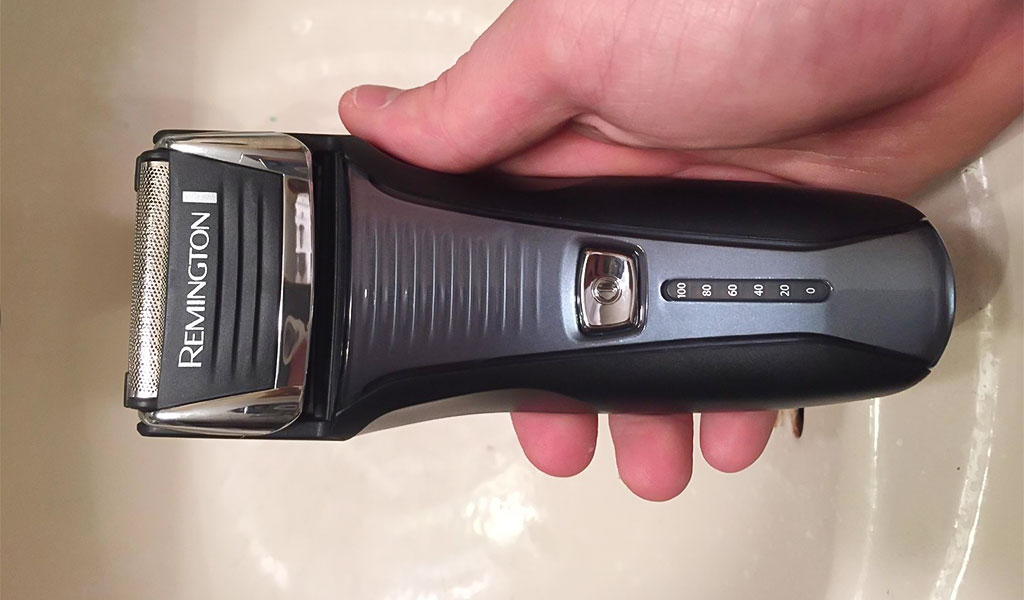 Remington Virtually Indestructible Rotary Shaver 5100