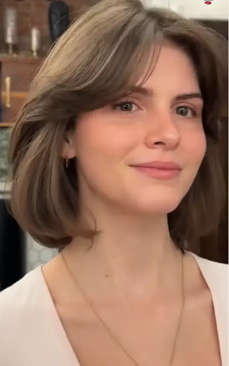 Tousled Layered Bob for Added Volume