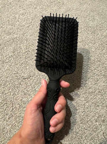 Amazon Basics Paddle Brush for Hair, Gentle Detangling