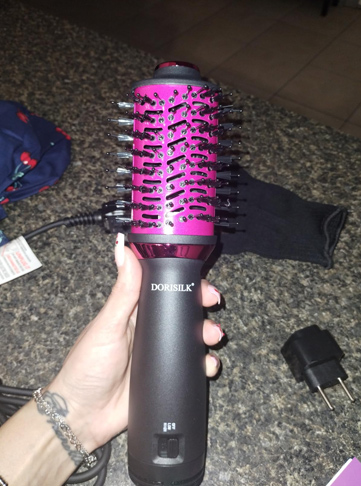 DORISILK Small Dual Voltage Blow Dryer Brush