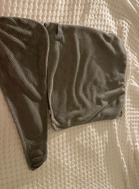 HOMEXCEL Microfiber Hair Towels