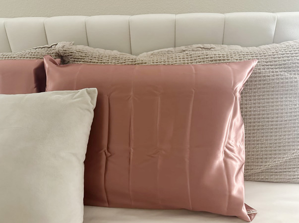 Kitsch Satin Pillowcase with Zipper for Hair & Skin