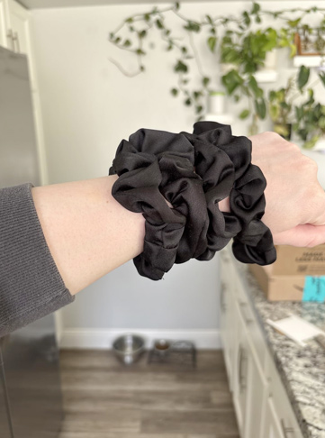 Kitsch Satin Scrunchies for Women
