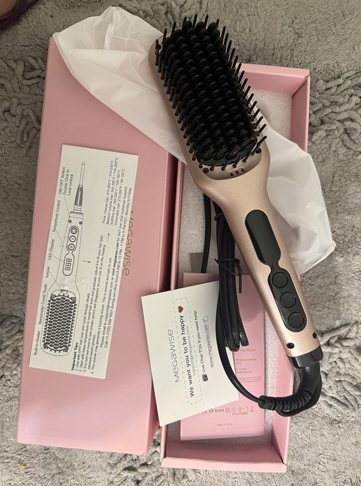 MEGAWISE Pro Ceramic Ionic Hair Straightener Brush