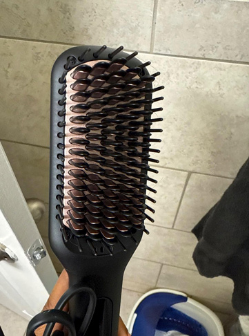 MEGAWISE Pro Ceramic Ionic Hair Straightener Brush
