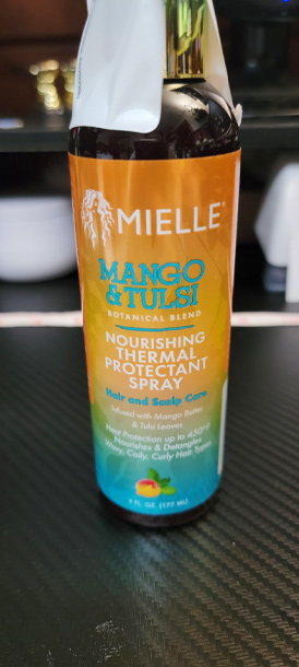 Mielle Organics Hair Nourishing Thermal Protectant Spray