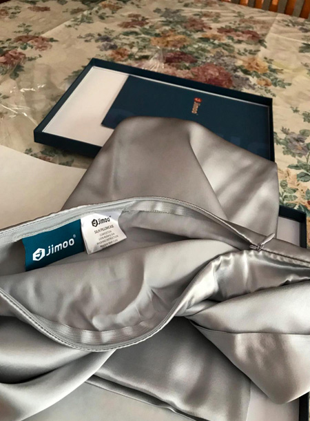 100% Mulberry Silk Pillowcase for Hair and Skin