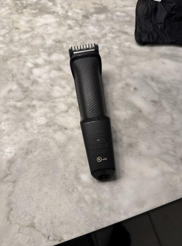 Norelco Philips Multi Groomer All-in-One Trimmer Series 3000