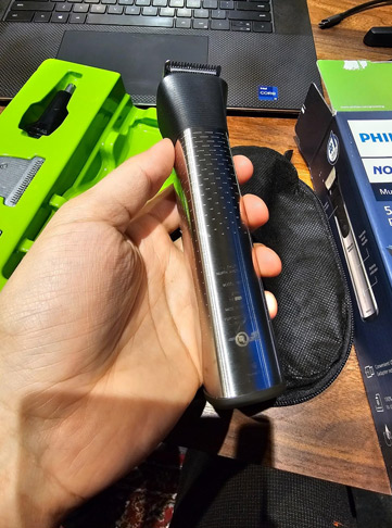 Norelco Philips Multigroom 7000 Series All-in-One Trimmer