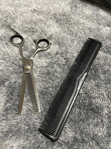 Professional Thinning Shears – 6.5-Inch Hair Cutting Scissors