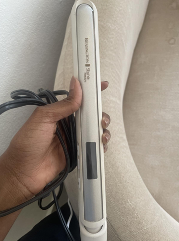 Remington Shine Therapy Hair Straightener Iron