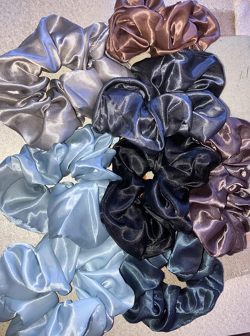 Scrunchies Hair Ties Silk Satin Scrunchy - Hair Elastics Bands Ponytail Holder Pack