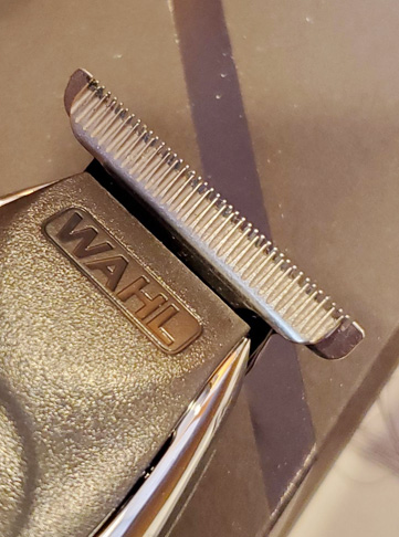 Wahl Aqua Blade Rechargeable Wet/Dry Beard Trimmer (Model 9899-100)
