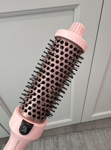 Wavytalk Thermal Brush, Blowout Boost Heated Round Brush