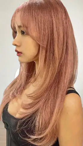 Butterfly Cut With Two-Way Bangs on Bleach White Pink Hair