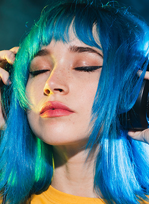 Chic Octopus Haircut on Mermaid Hair hair 