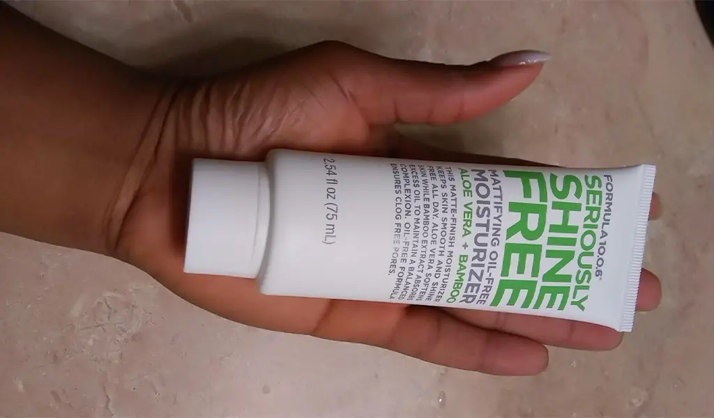 FORMULA 10.0.6 Seriously Shine Free Mattifying Moisturizer