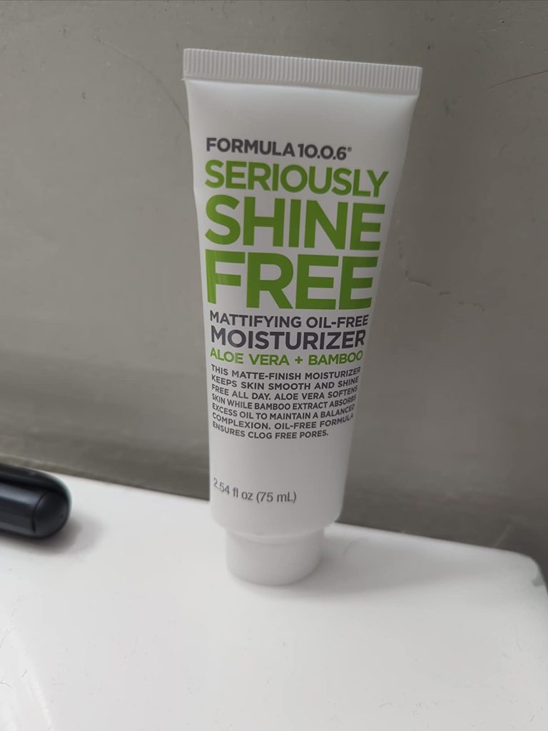 FORMULA 10.0.6 Seriously Shine Free Mattifying Moisturizer
