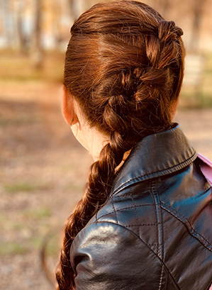 Half-Up Double Pull-Through Side Braids 