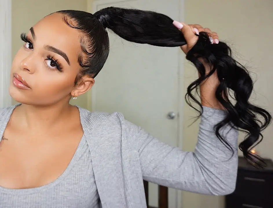 High Ponytail with Smooth Edges