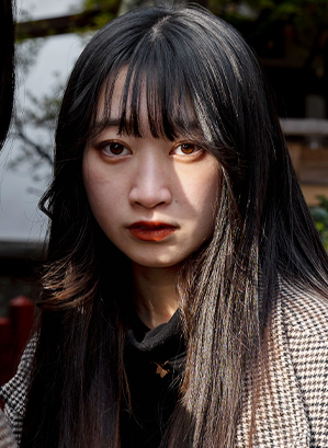 Korean Style Wolf Cut With Defined Bangs