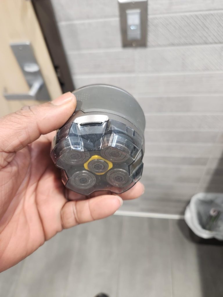 Microtouch Titanium Electric Shaver