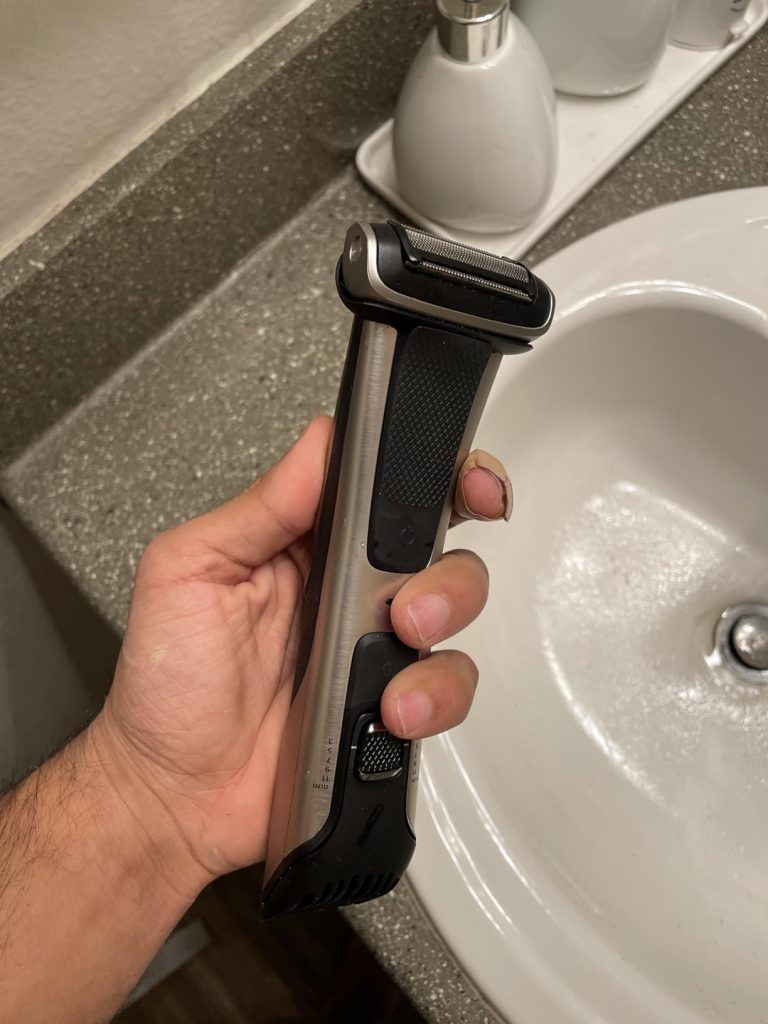 Philips Norelco BG7030/49 Bodygroom 7000 Series Trimmer