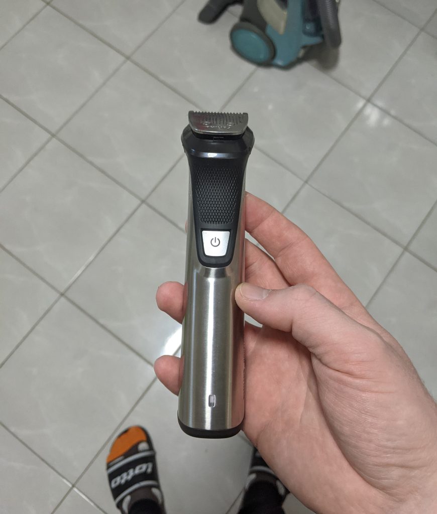 Philips Norelco MG797049 Multigroom 7000 Series Trimmer