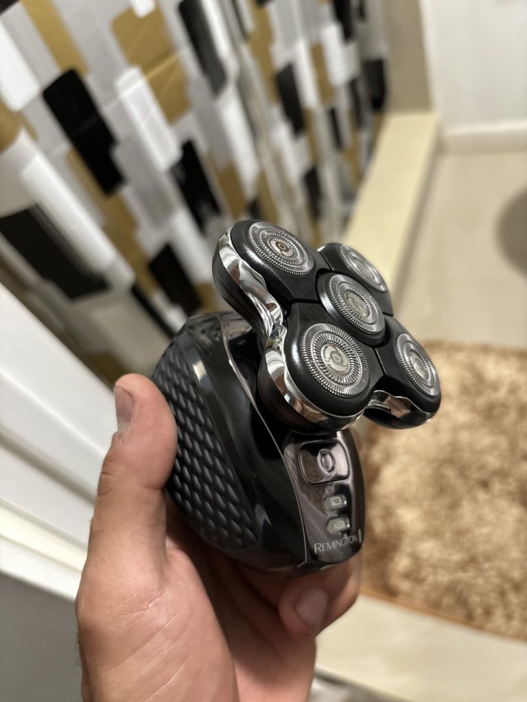 Remington Balder Pro XR7000A Head Shaver
