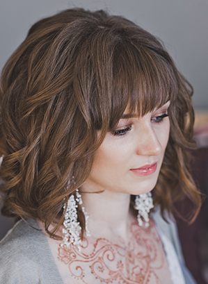 Shaggy Bob Wolf Cut With Tousled Bangs