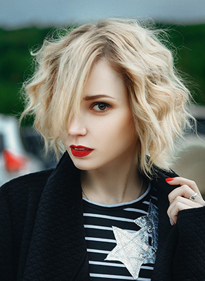 Tousled Blonde Mullet Wolf Cut