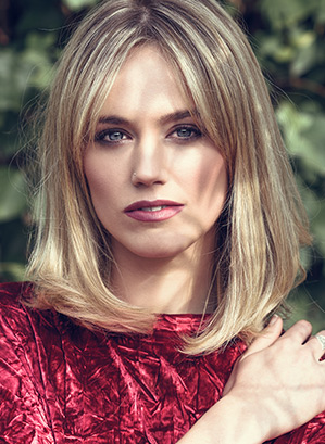 Voluminous Side-Swept Bob