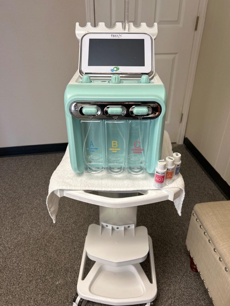 BRÜUN 7 in 1 Facial Care Machine