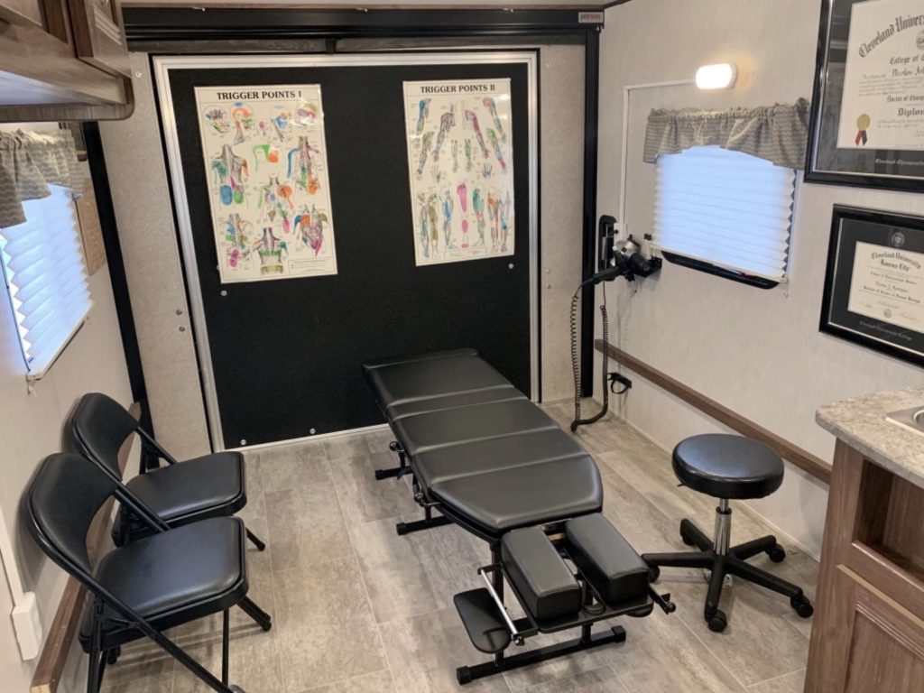 Sheffield 180 Chiropractic Adjusting Table – Portable Drop Table for Chiropractors