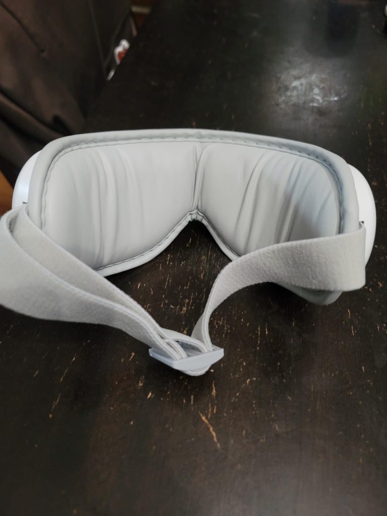 LAOBEN Eye Massager with Heat and Bluetooth Music