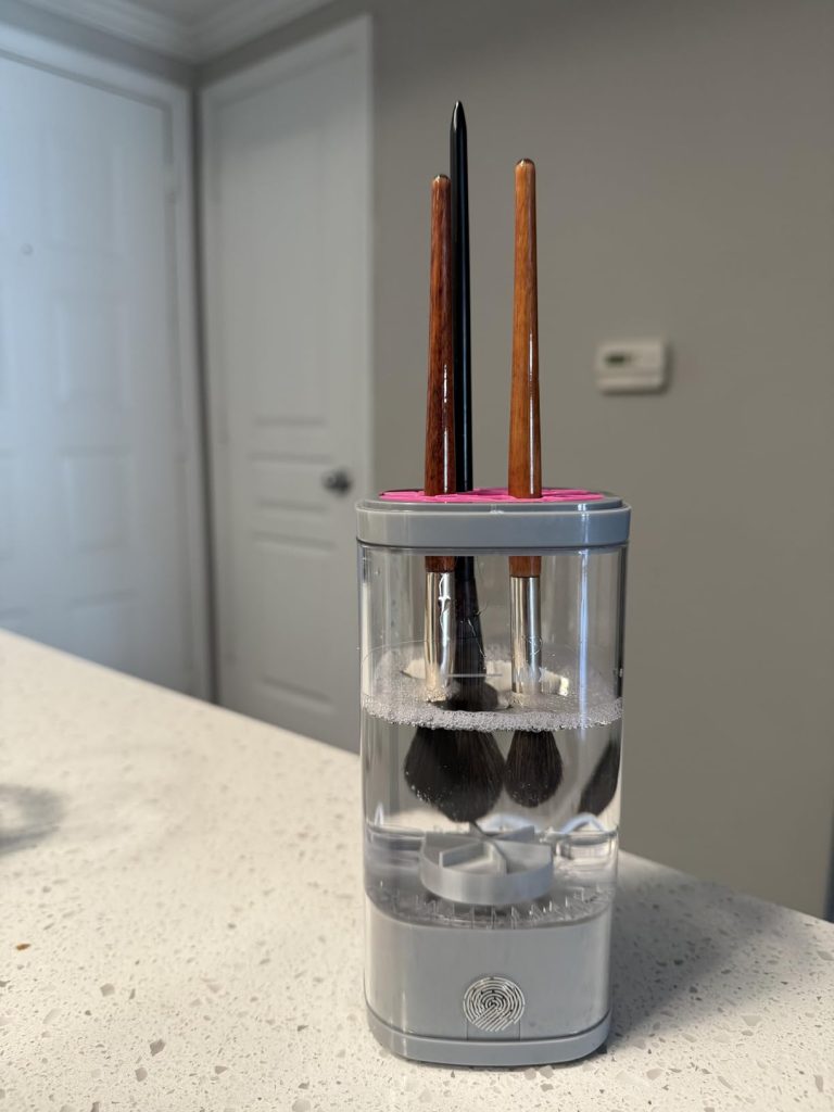 Electric Makeup Brush Cleaner Machine