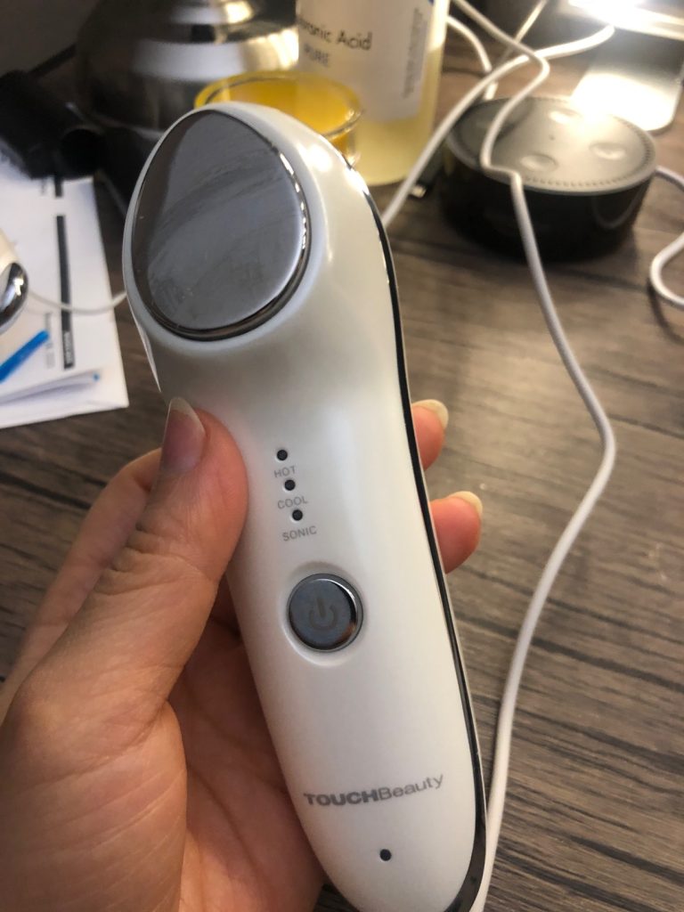 TOUCHBeauty Hot & Cold Facial Massager for Smoother Tighter Face