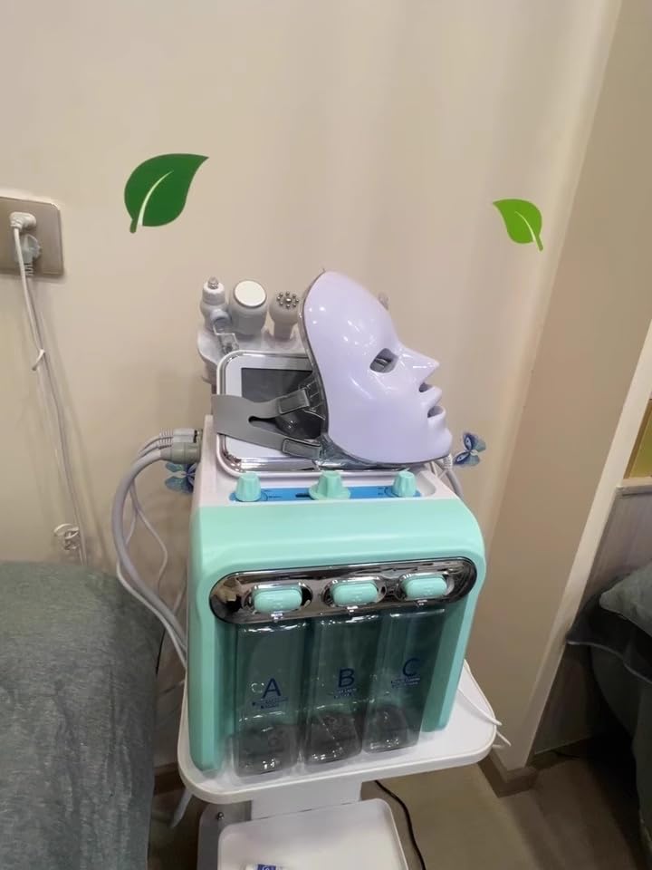 7 in 1 Hydrogen Oxygen Facial Machine for Home Or Spa