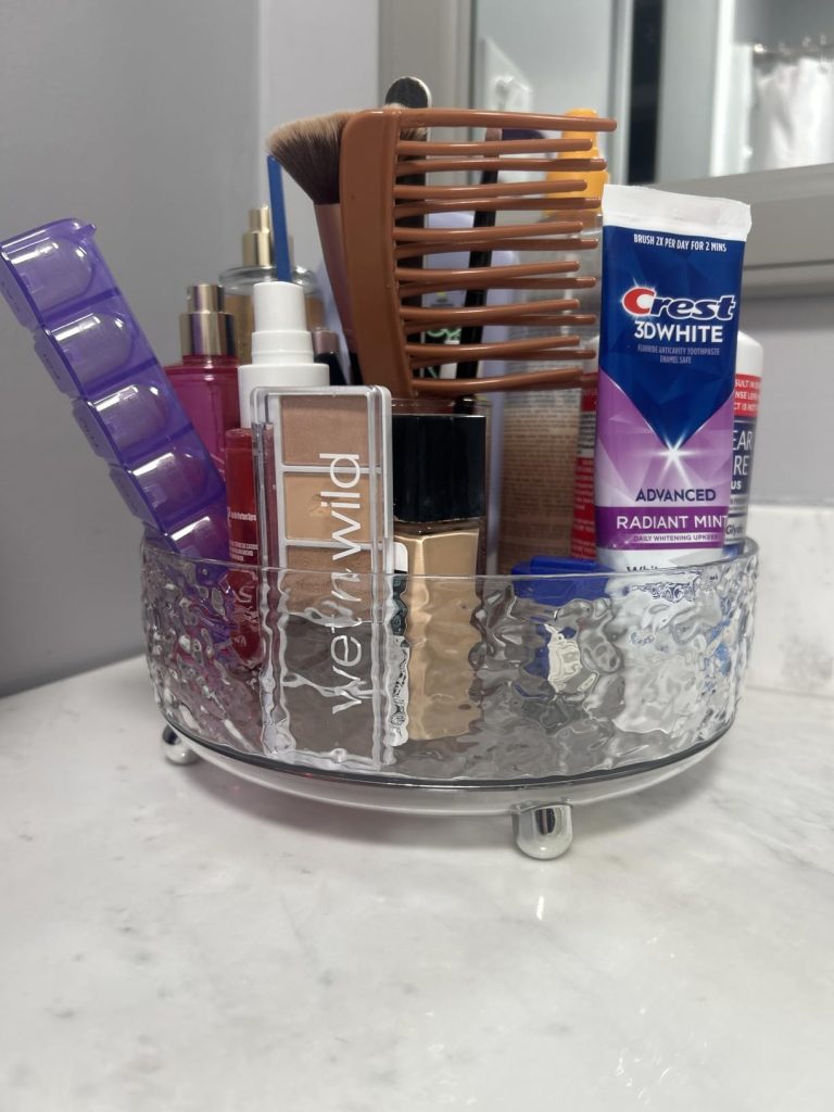 A-LUGEI Crystal Design Perfume Organizer