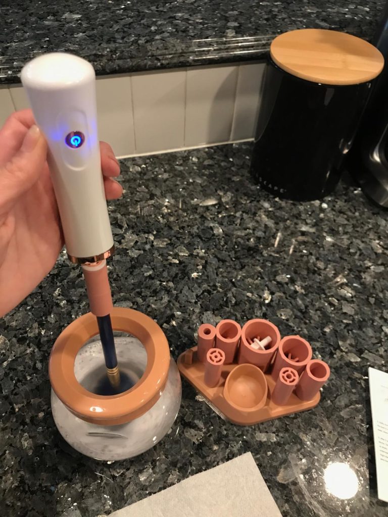 Senbowe Upgraded Makeup Brush Cleaner and Dryer Machine