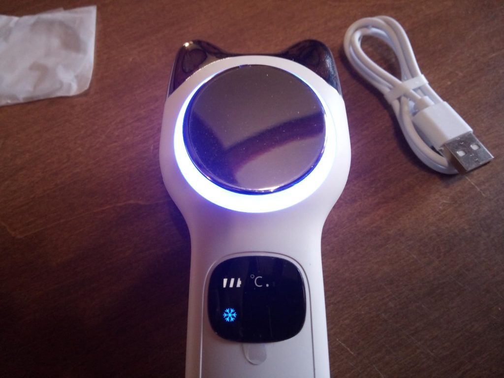 Warming and Cooling Firming Device for Skin Care