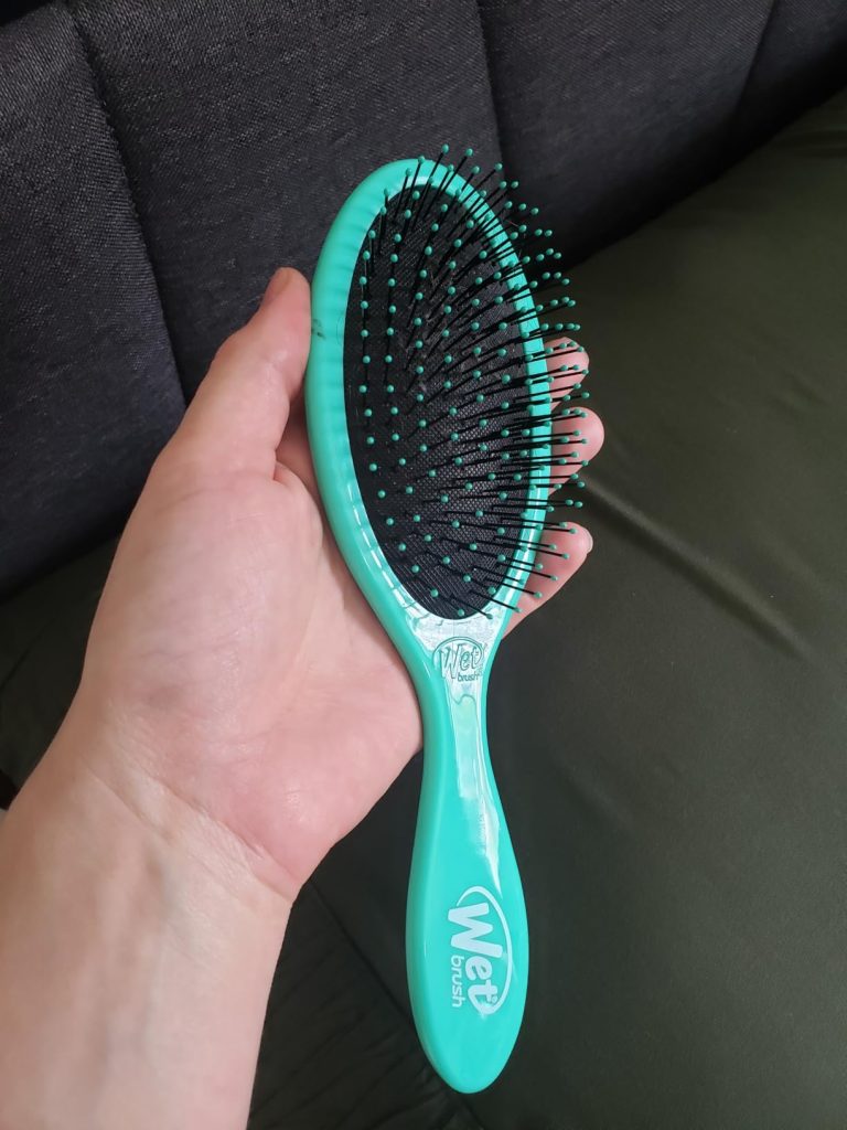 Wet Brush Original Detangler Hair Brush – Purple Frost